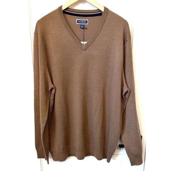 Club Room Other - NWT Club Room Men's Solid V Neck Merino Wool Blend Fawn Sweater XL Preppy $75